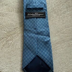 Salvatore Ferragamo Teal and Gold Patterned Tie
